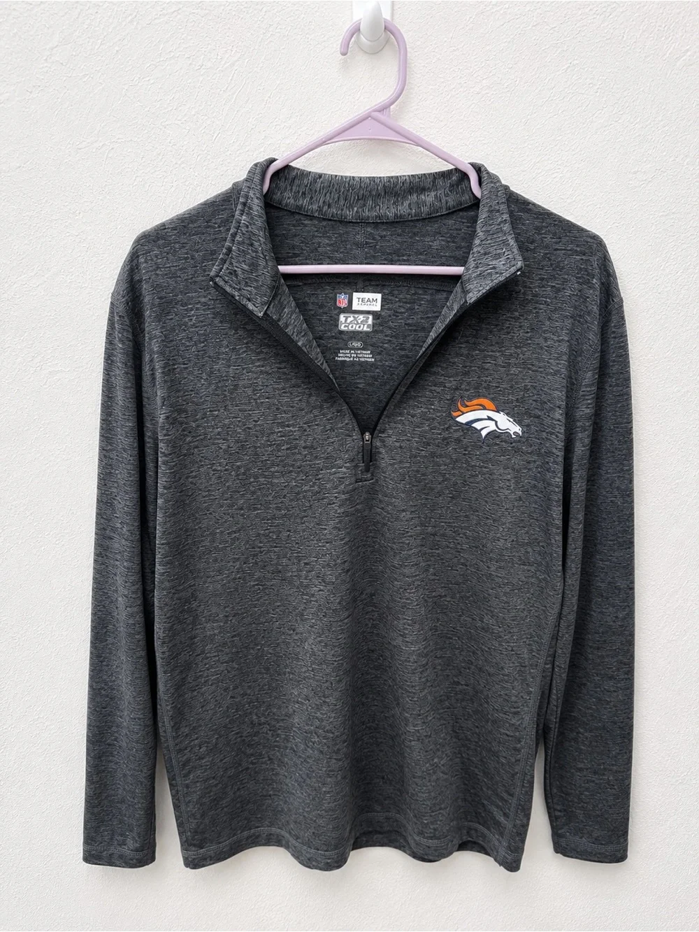 Denver Broncos Men's Charcoal Quarter-Zip Pullover